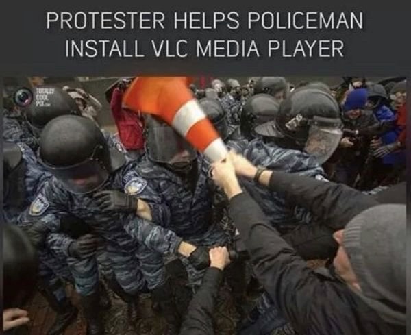 VLC Install Meme